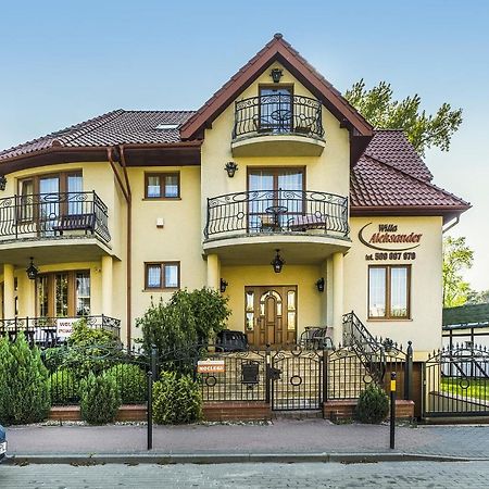 Willa Aleksander Władysławowo Exteriör bild